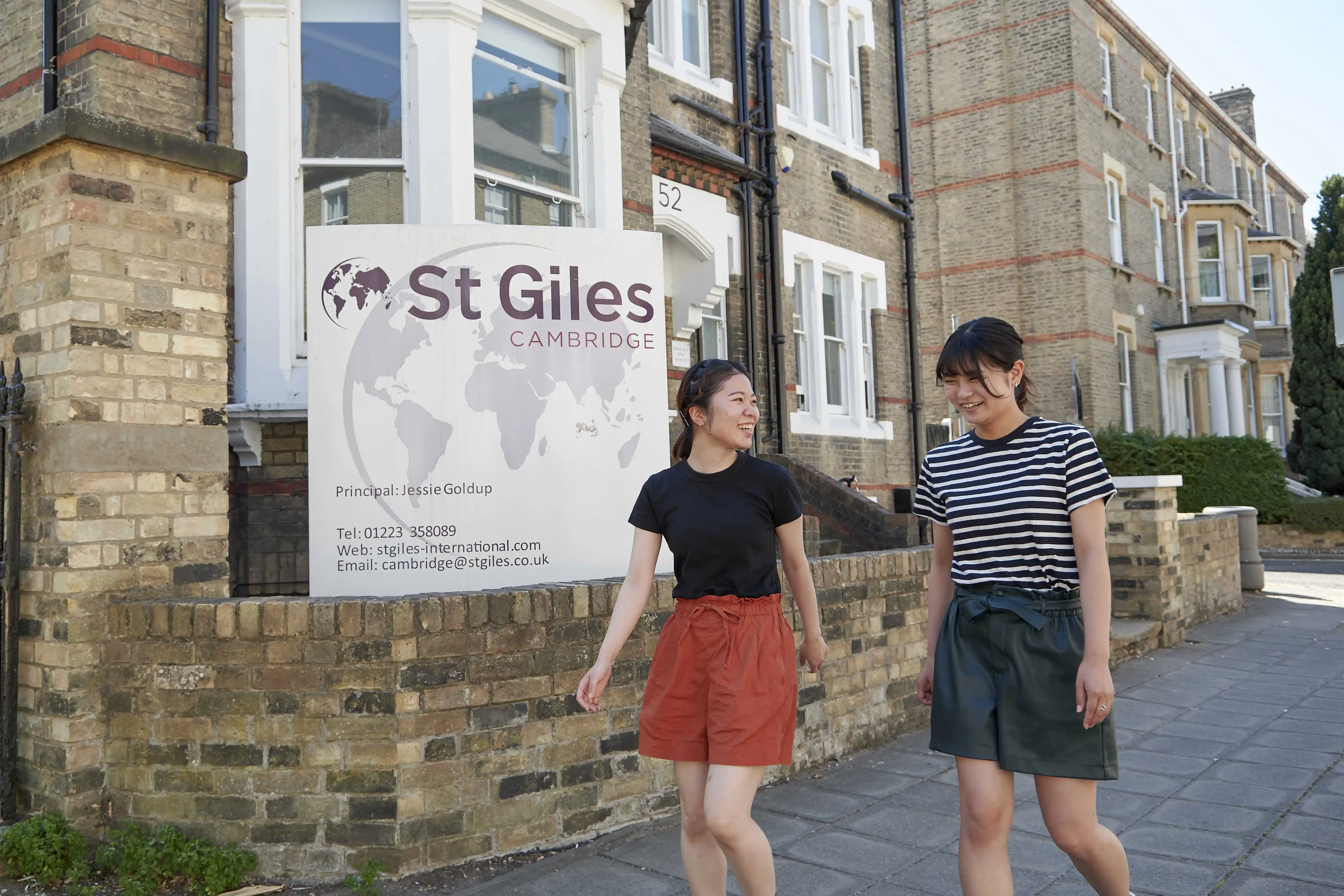 St Giles Cambridge English School